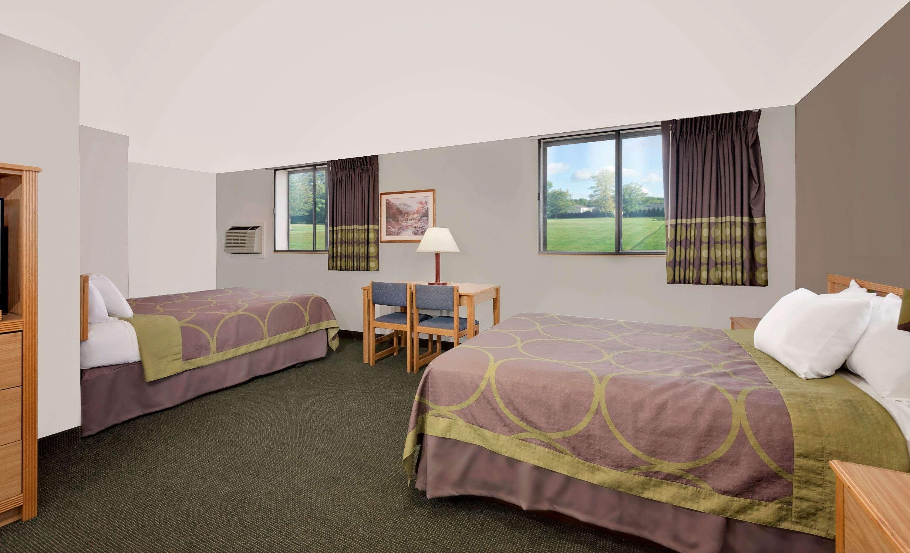Super 8 By Wyndham Spearfish Hotel Екстериор снимка